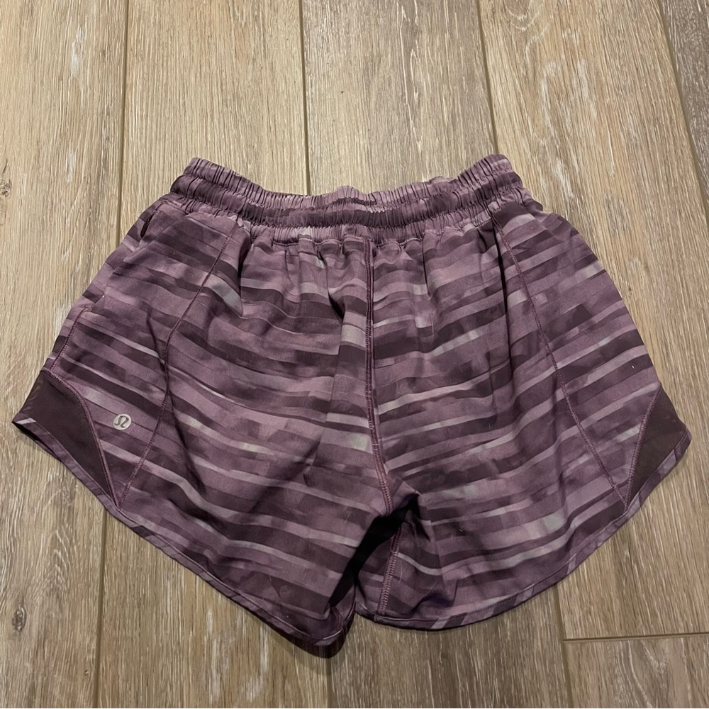 Lululemon running shorts size 4